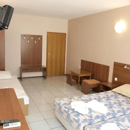 Guestrooms Maria Antoaneta 2*