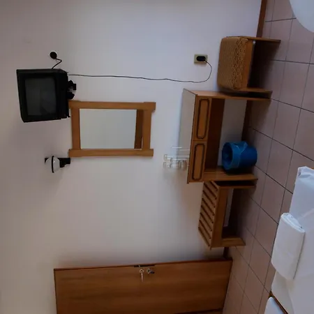 Guestrooms Maria Antoaneta בית הארחה